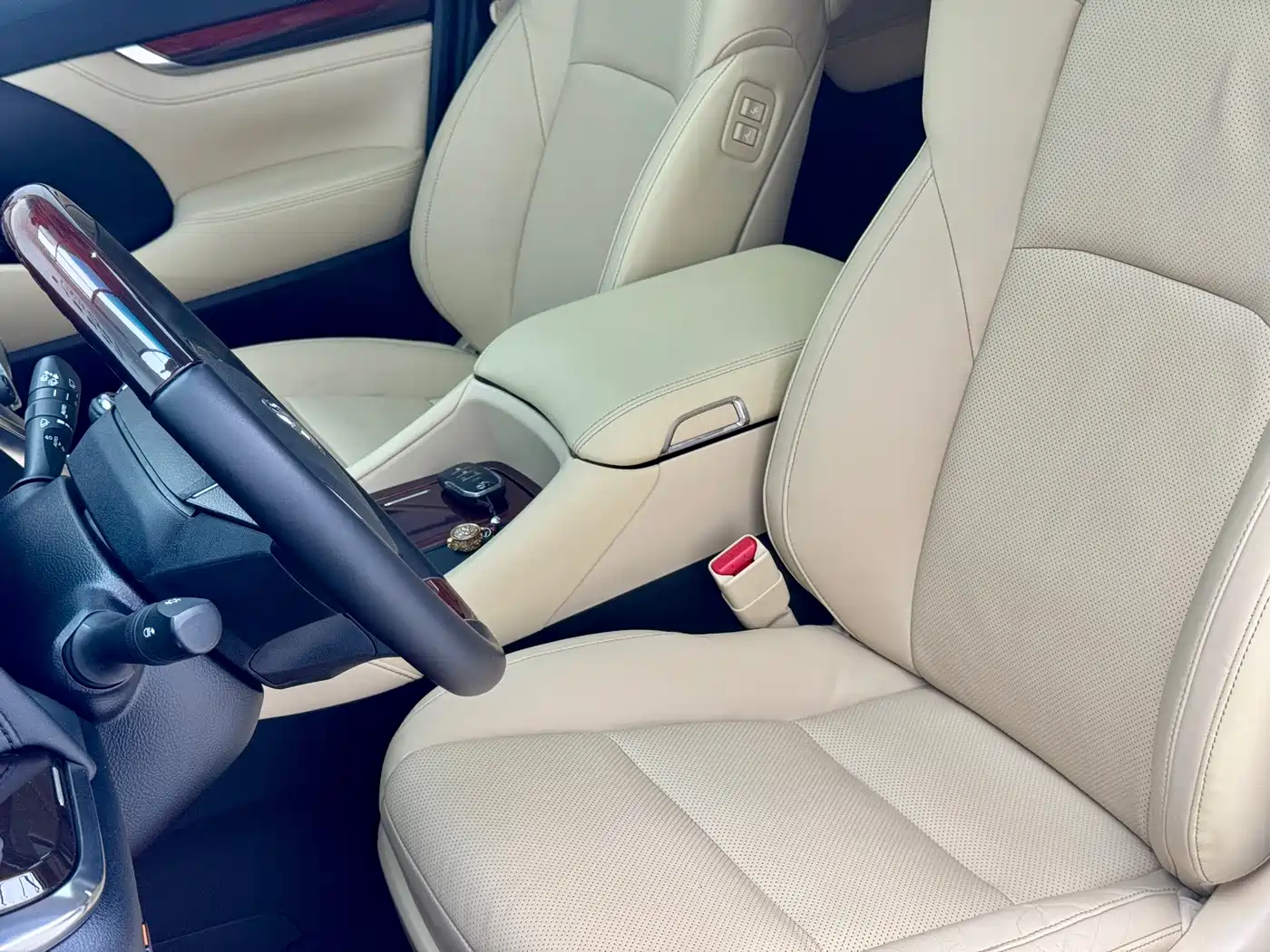 Toyota Alphard 2015 3.5L Luxury Edition фото 6