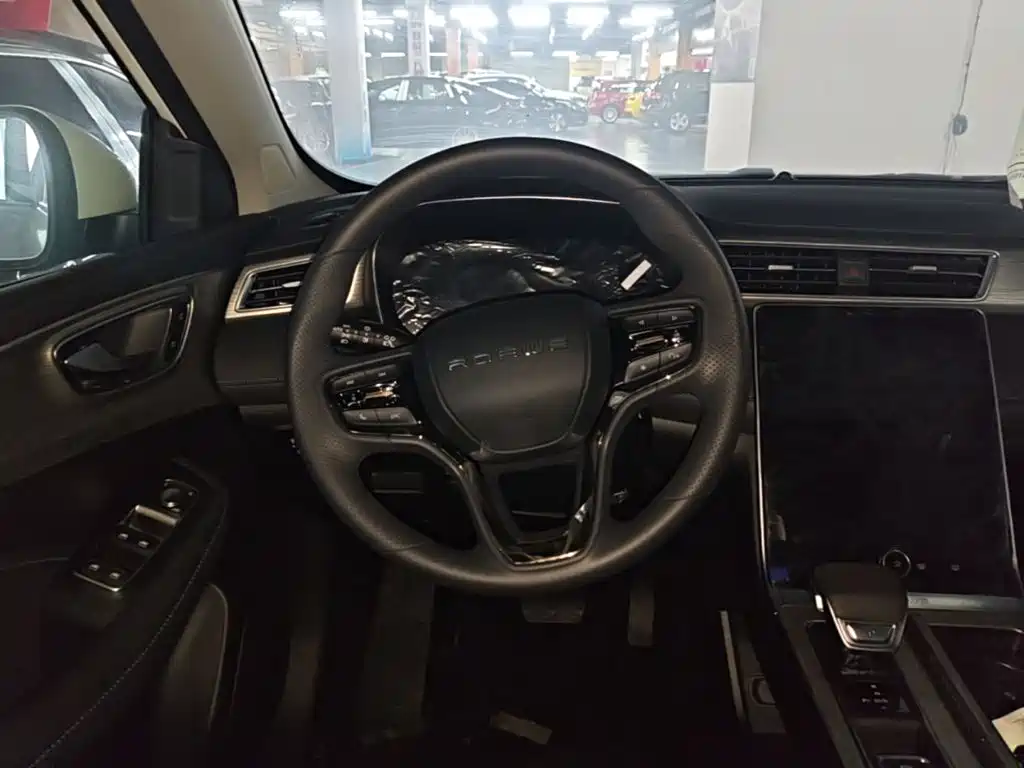 Roewe RX5 2025 2023 PLUS 330TGI Automatic Trend-leading Smart Benefit Edition