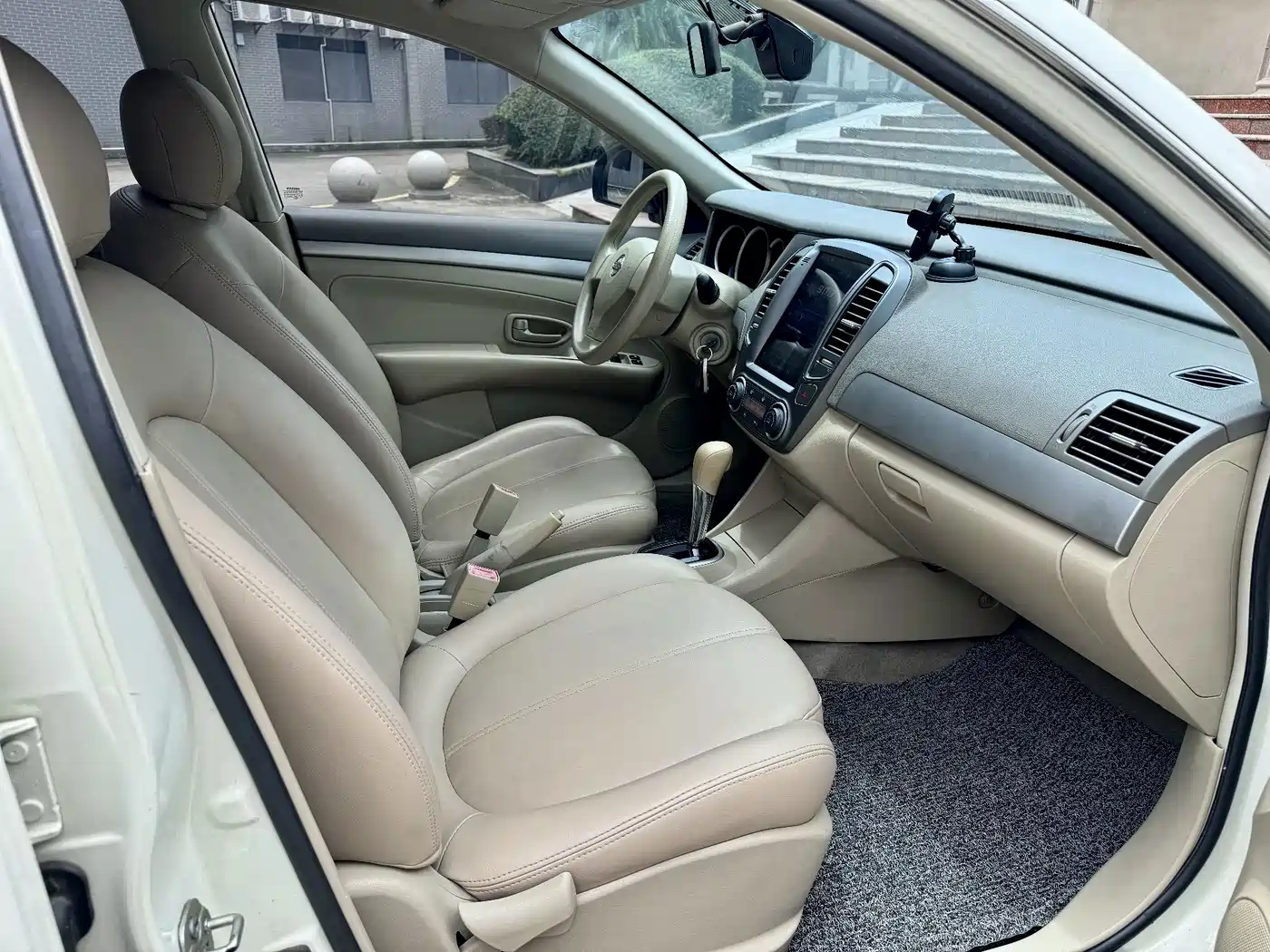 Photo 10 - Nissan Sylphy