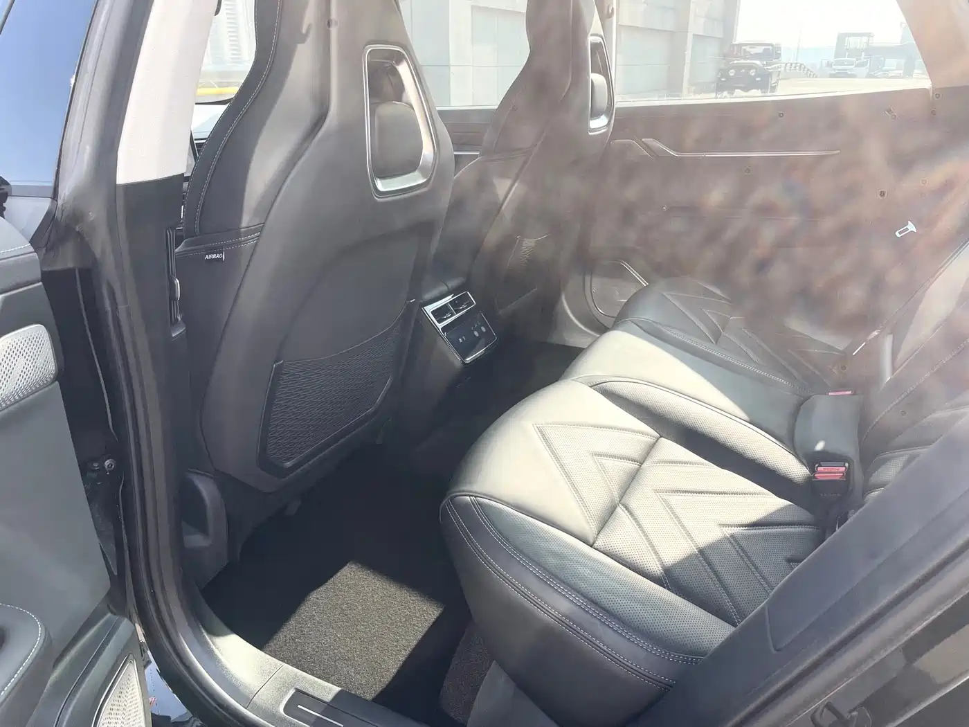 ZEEKR EXTREME KRYPTON 001