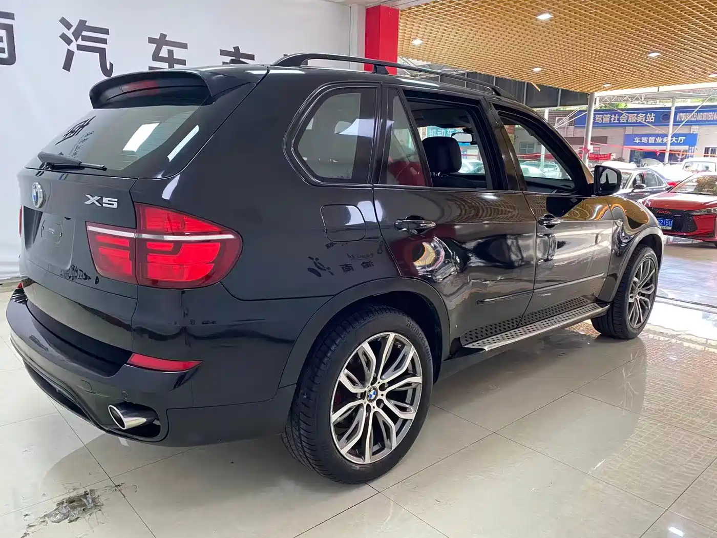 BMW X5 (Import) 2013 xDrive35i Luxury фото 5