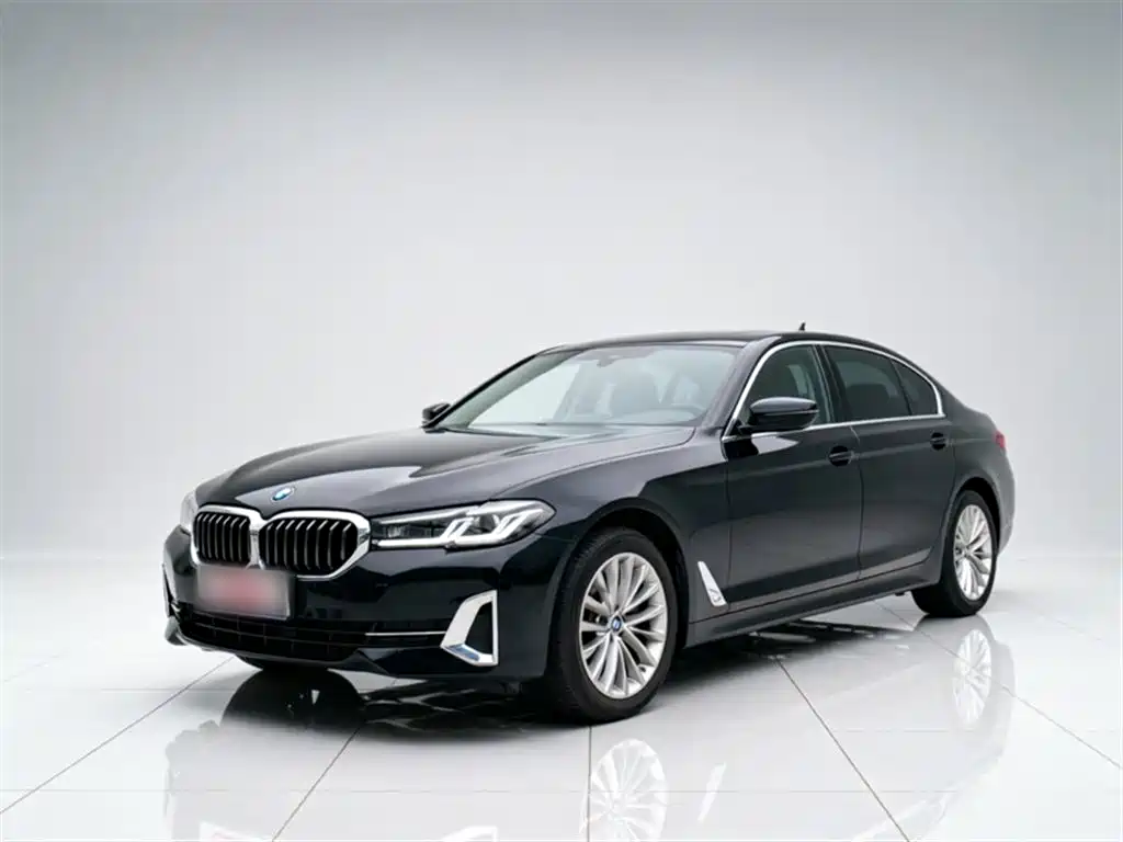 BMW 5 Series 2022 Facelift 525Li Luxury Package