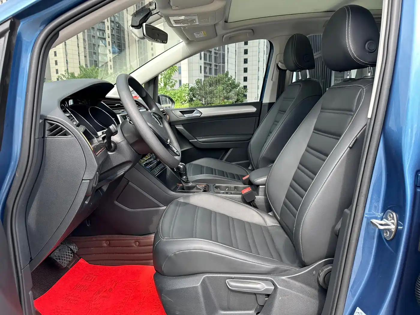Volkswagen Touran 2022 2022 Touran L 280TSI DSG Comfort 7-seater