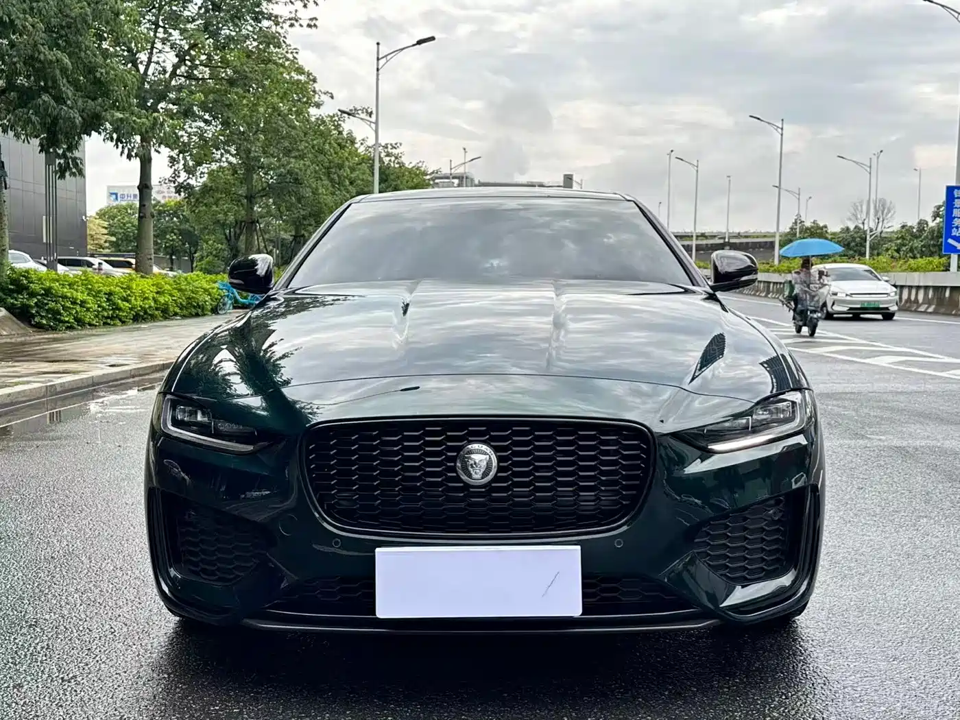 Jaguar XEL 2025 2025 2.0T 250PS R-DYNAMIC 90th Anniversary Edition