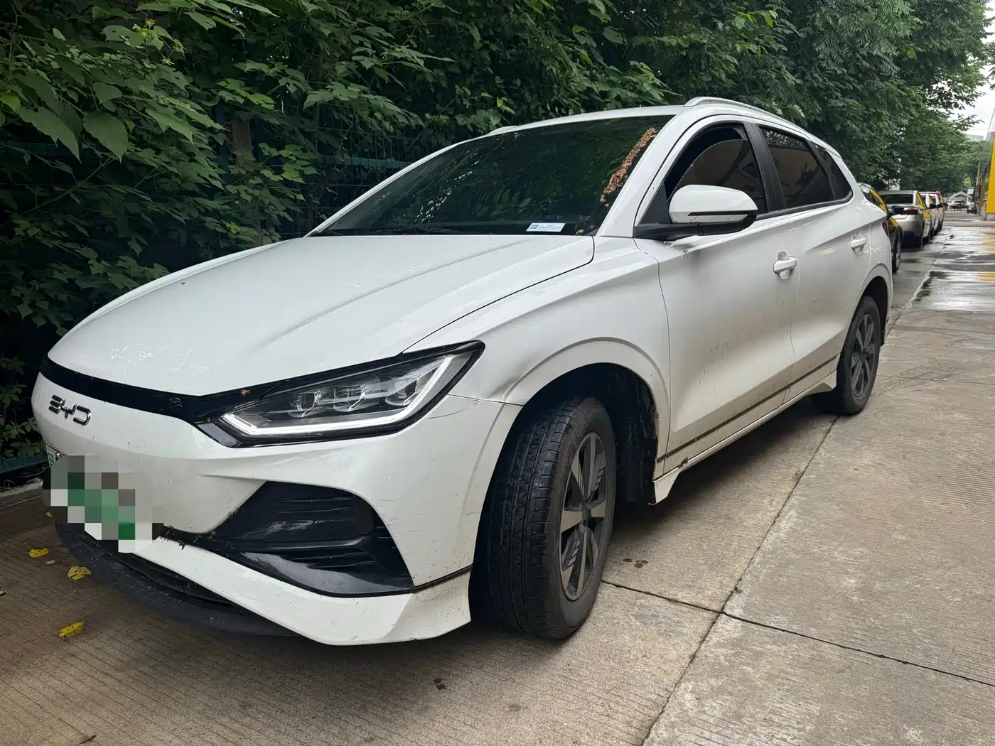 BYD e2 2023 Luxury Model