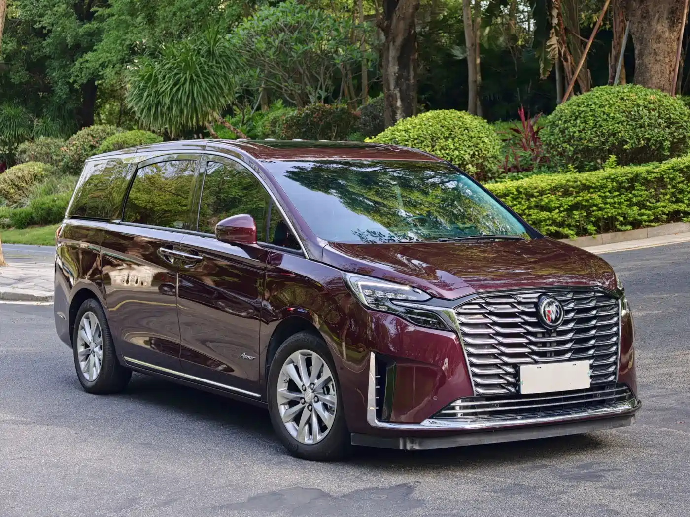 Buick GL8 2023 Avenir 6-Seater Executive Edition фото 3