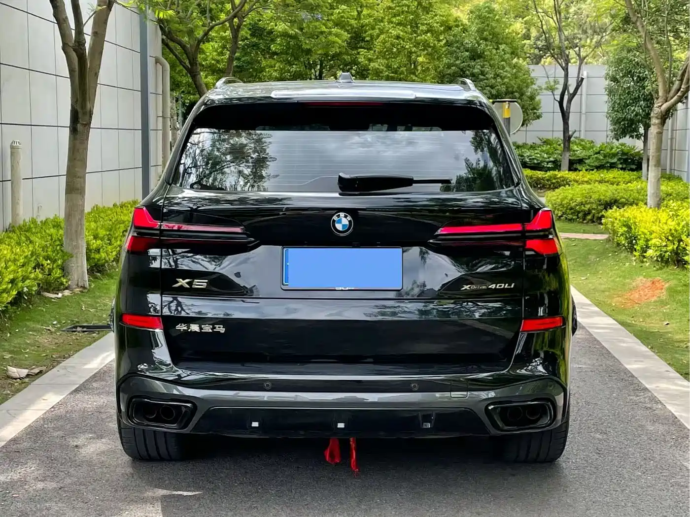 BMW X5 2024 xDrive 40Li Exclusive Black Flame Limited Edition фото 5