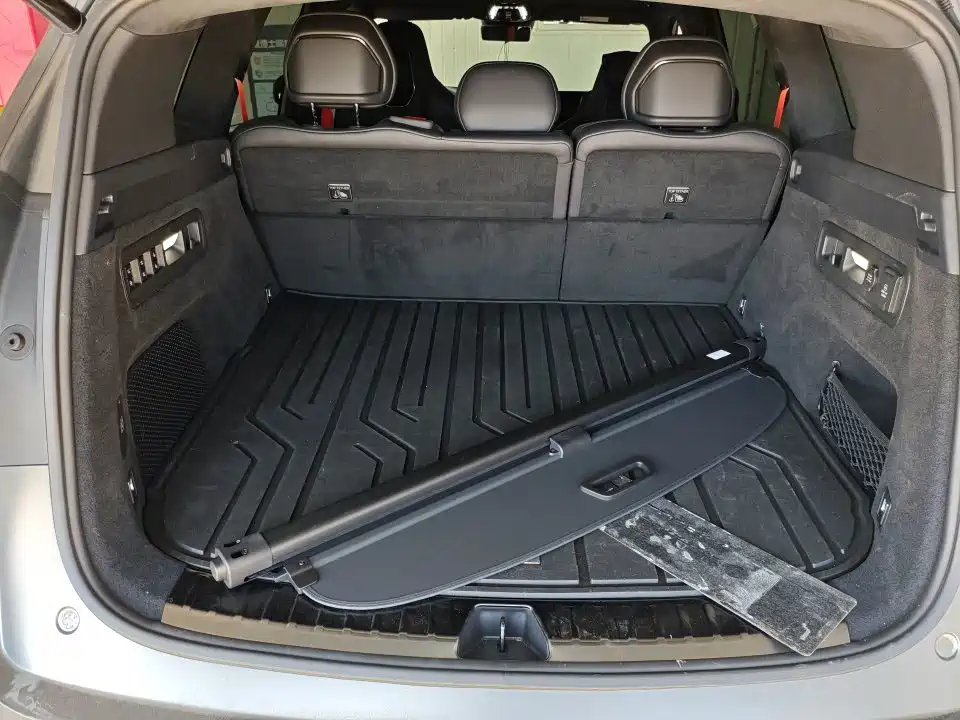 ZEEKR 8X 2026 2026 Model Dark Edition 5-Seater