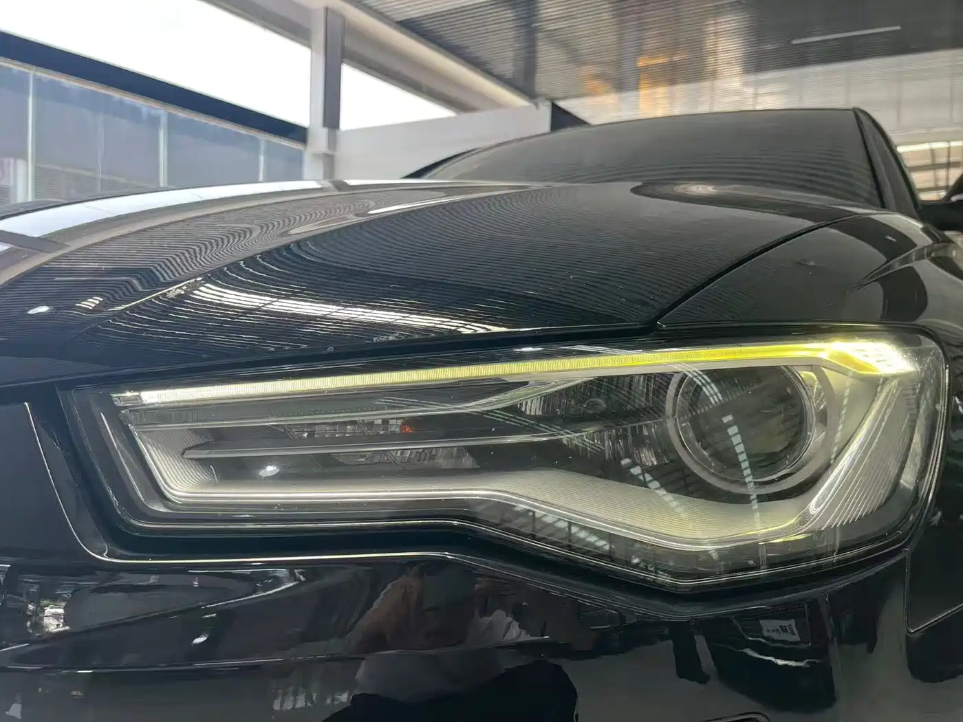Photo 10 - Audi A6L