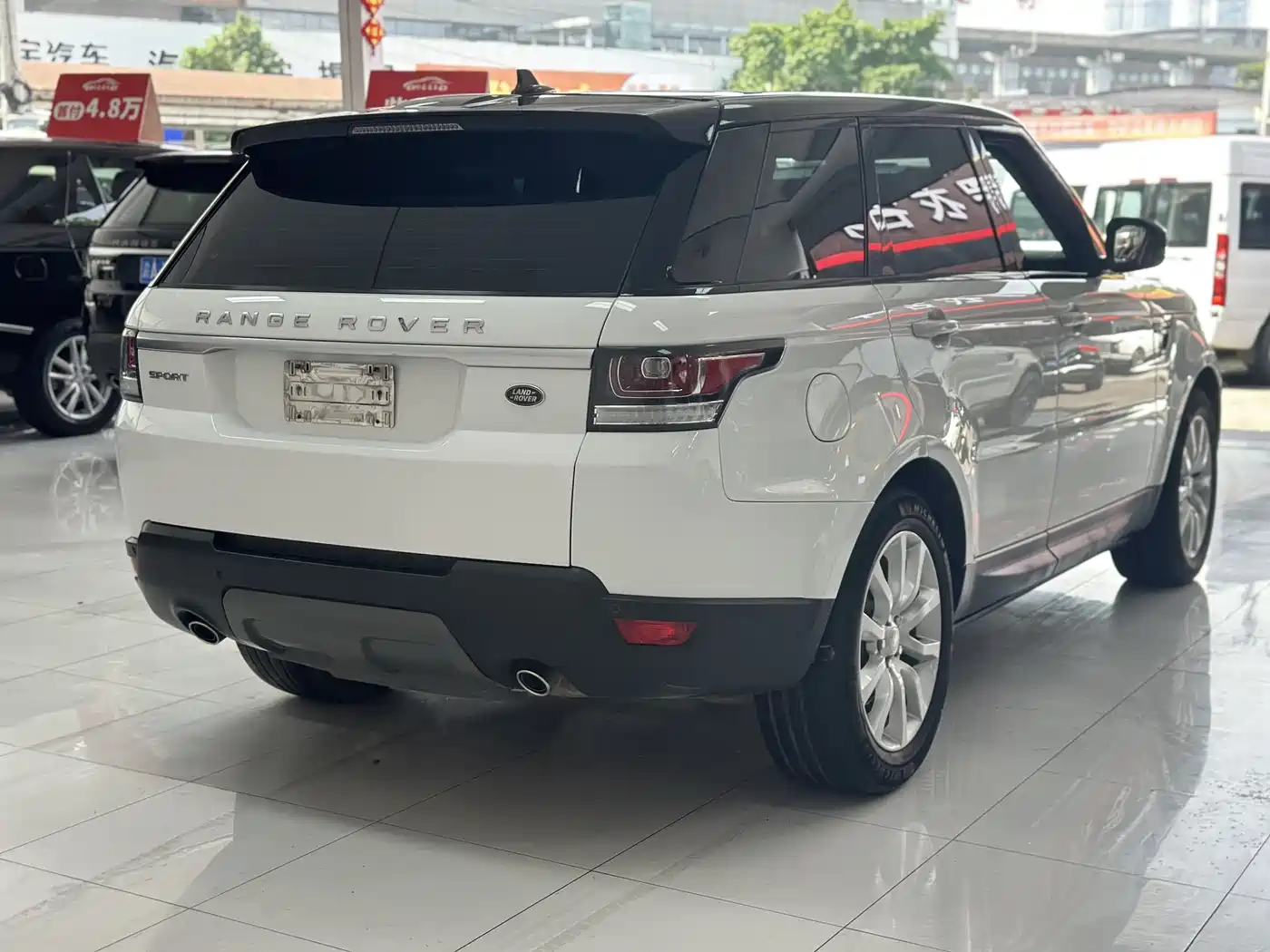 Land Rover Range Rover Sport 2016 3.0 SDV6 HSE фото 6