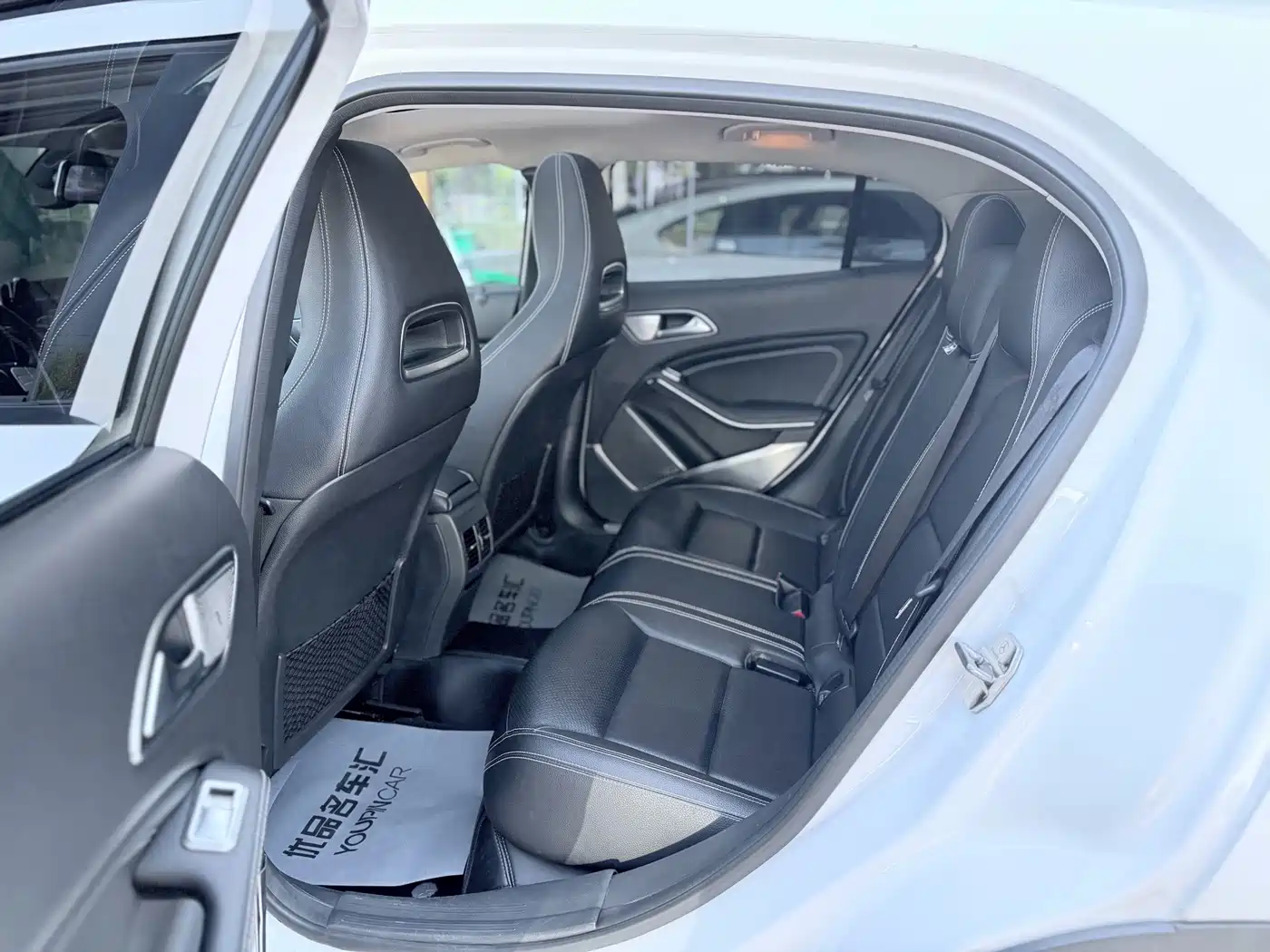 Фото 18 - Mercedes-Benz GLA