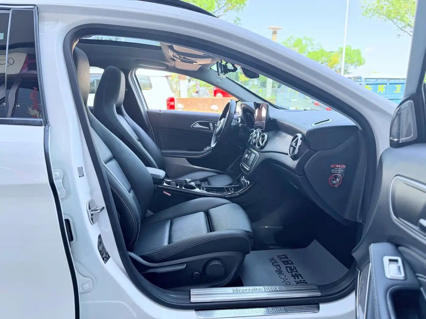 Фото 20 - Mercedes-Benz GLA