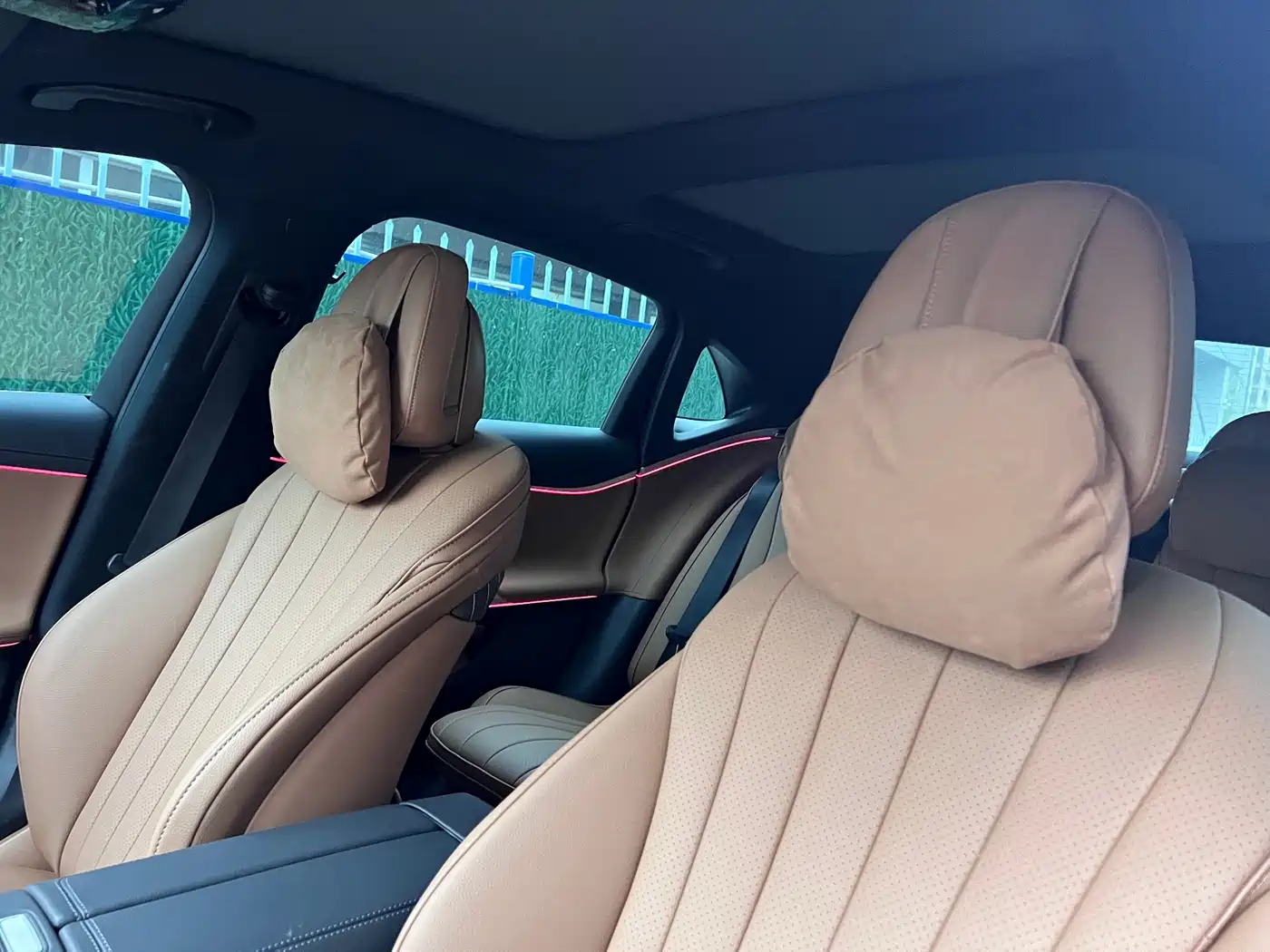 Mercedes-Benz E-Class 2025 E 300 L Luxury фото 9