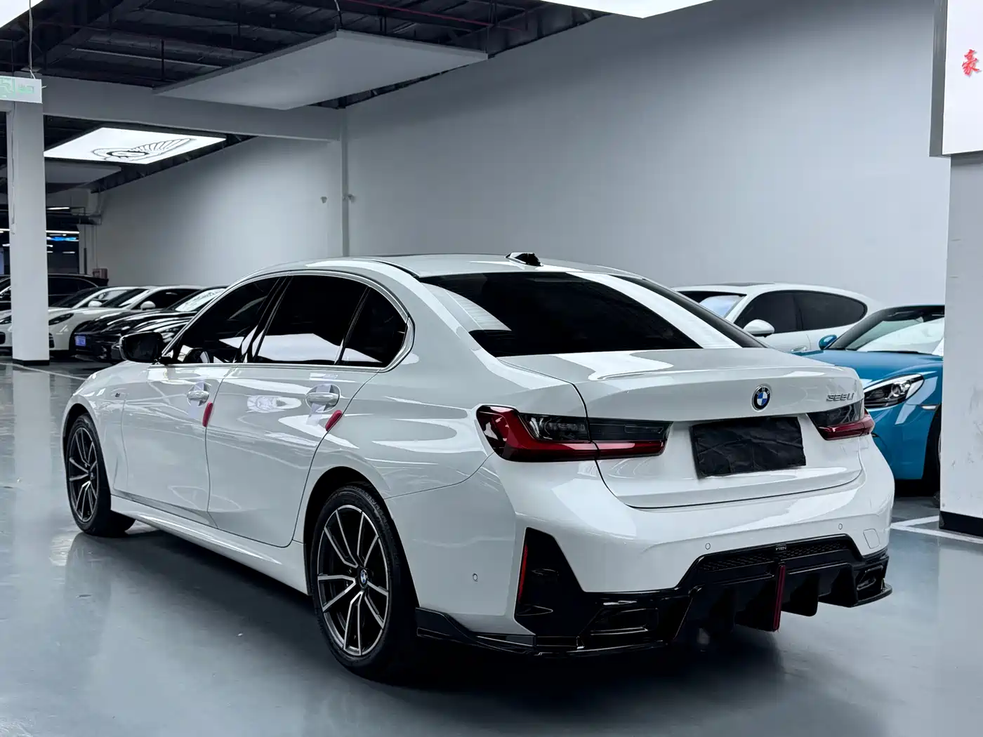 BMW 3 Series 2024 325Li M Sport Package фото 19