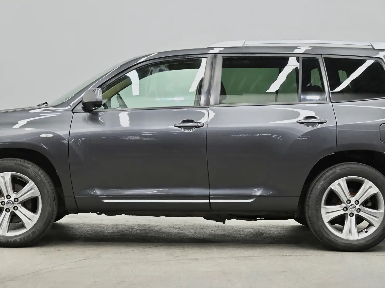 صورة 29 - Toyota Highlander