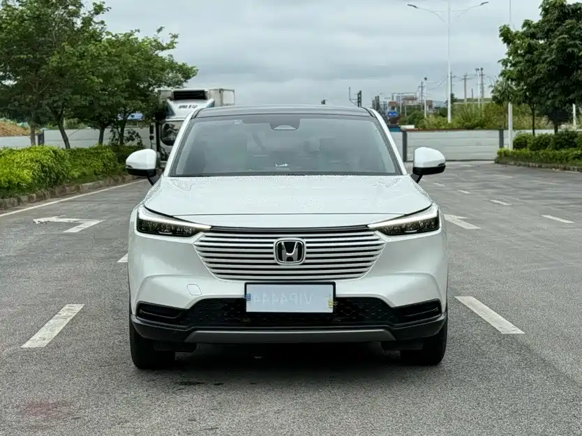 Фото 5 - Honda Vezel