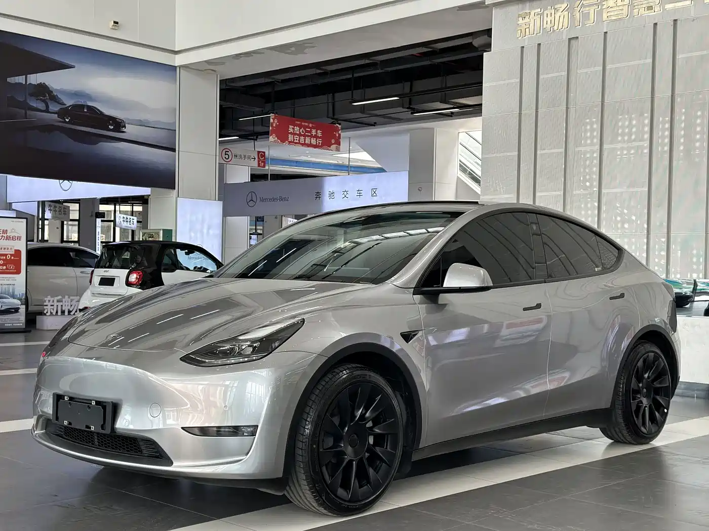 Tesla Model Y 2021