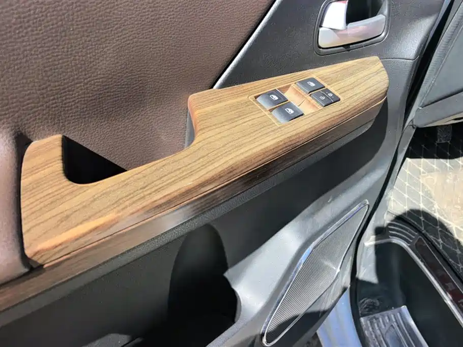 DONGFENG LINGZHI PLUS