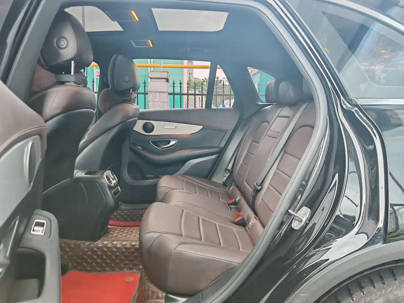 Mercedes-Benz GLC 2022 Facelift III GLC 260 L 4MATIC Dynamic фото 9