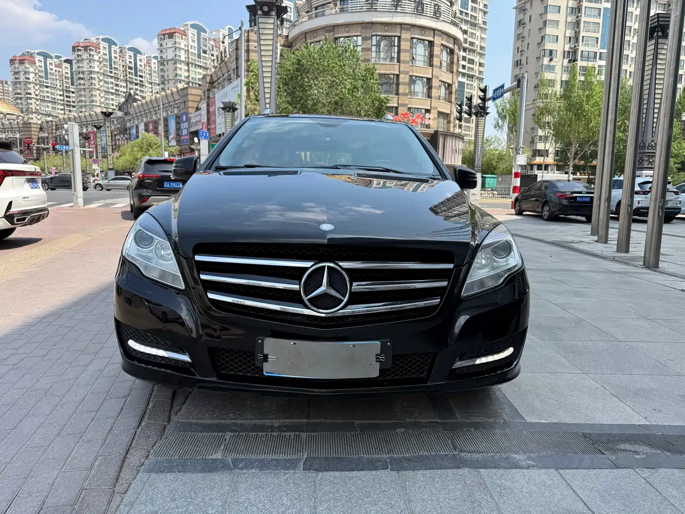Mercedes-Benz R-Class 2015 R 320 4MATIC Luxury фото 2