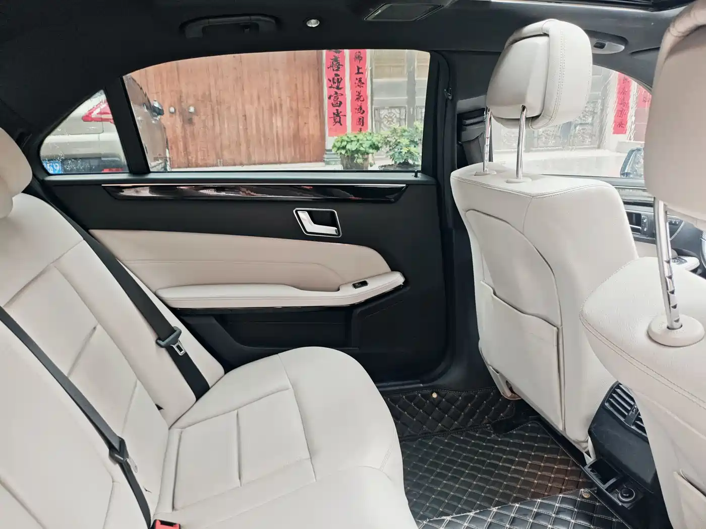 Mercedes-Benz E-Class 2014 Facelift E 260 L Sport фото 10