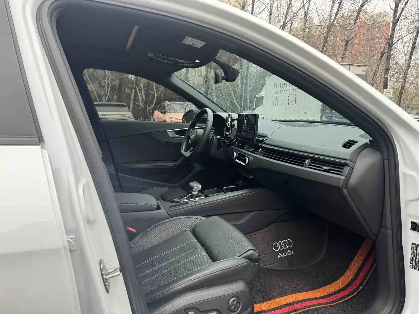 Audi A4L 2023 40 TFSI Luxury Sport фото 15