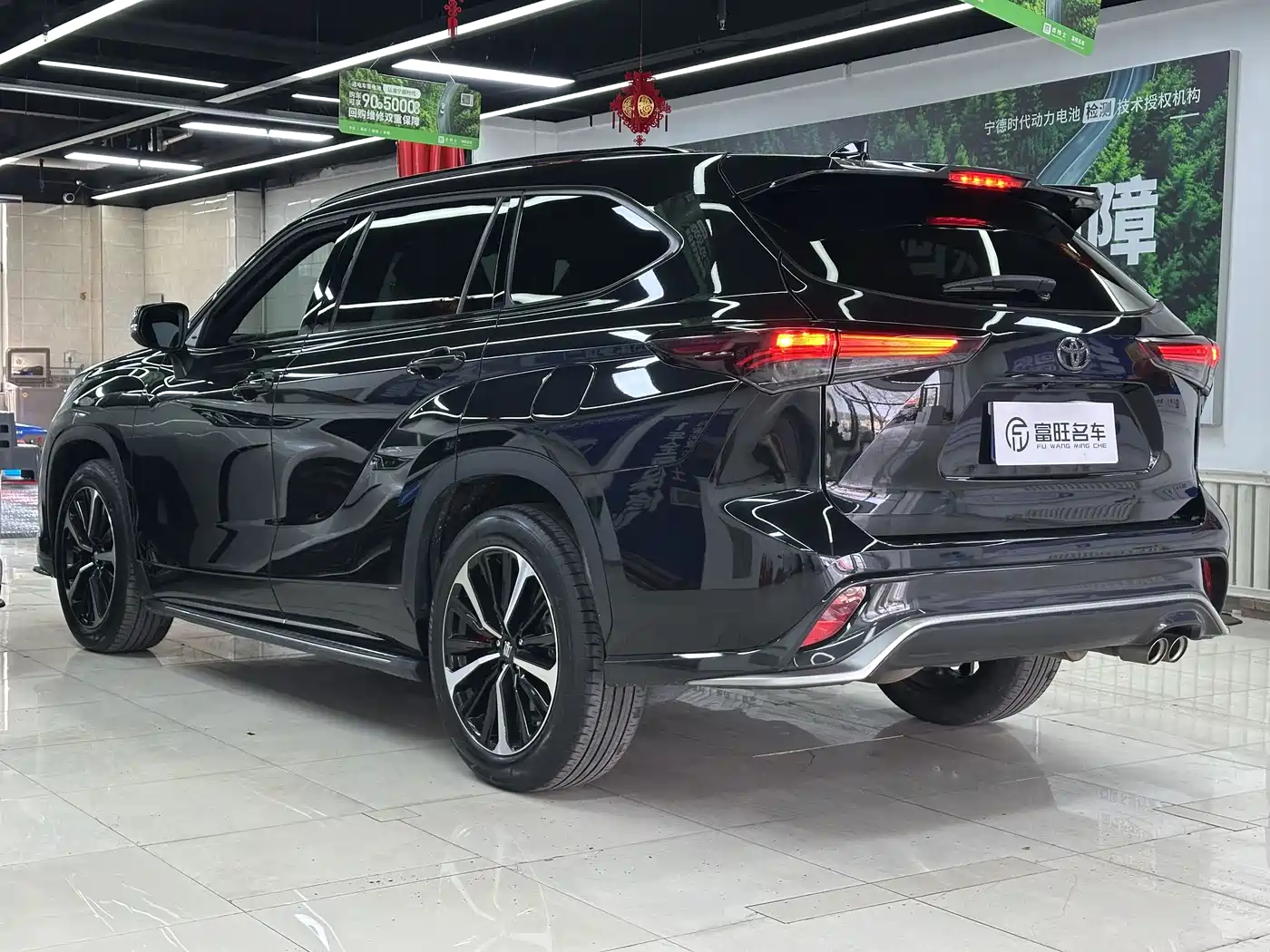Toyota Crown Kluger 2022 2.0T 4WD Sporty Edition фото 4