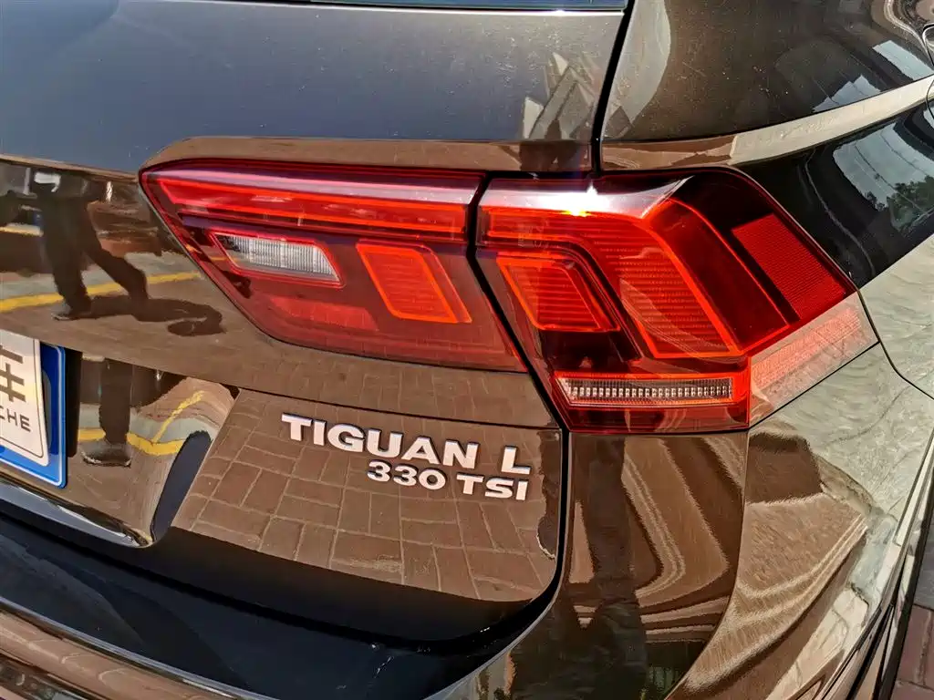 Volkswagen Tiguan L 2017 330TSI Automatic 2WD Trend Edition фото 17