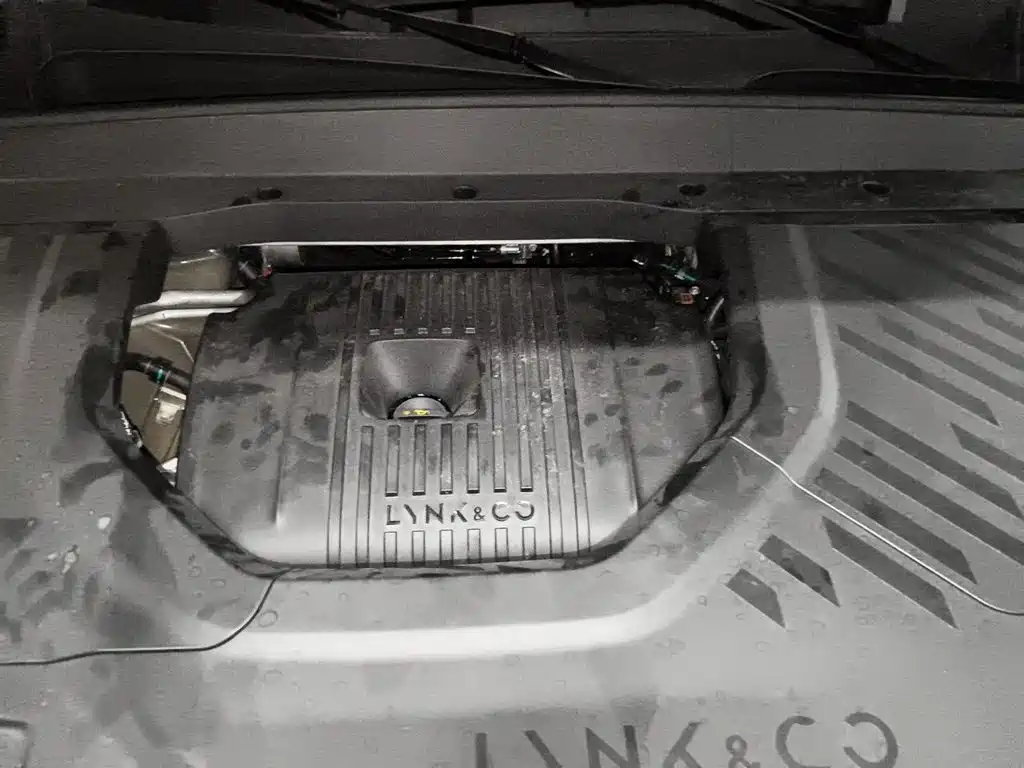 Lynk & Co 900 2026 2025 2.0T Ultra