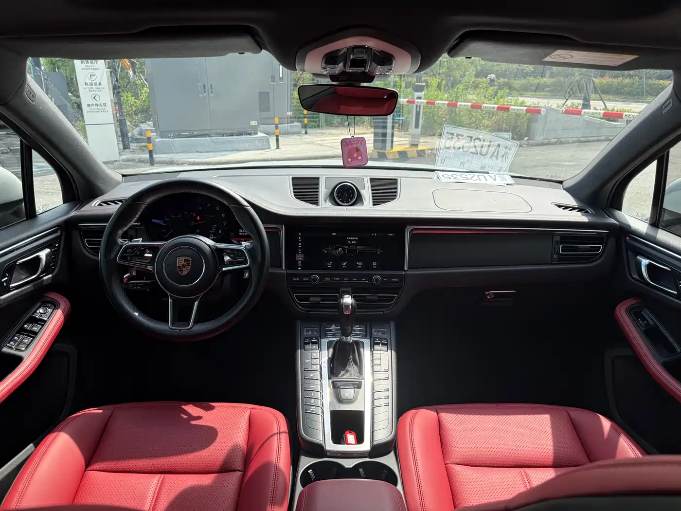 Porsche Macan 2020 Macan 2.0T фото 8