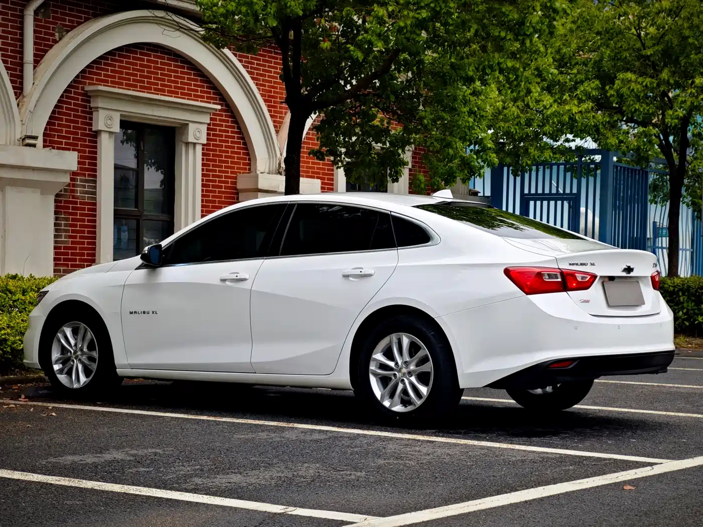 Chevrolet Malibu XL 2017 1.5T Auto Sport Edition фото 5