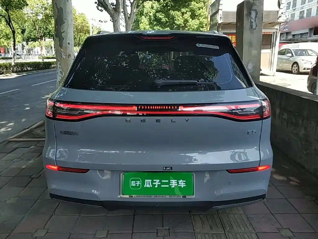 Geely Galaxy Galaxy E5 2024 2024 530km Explore+ Edition