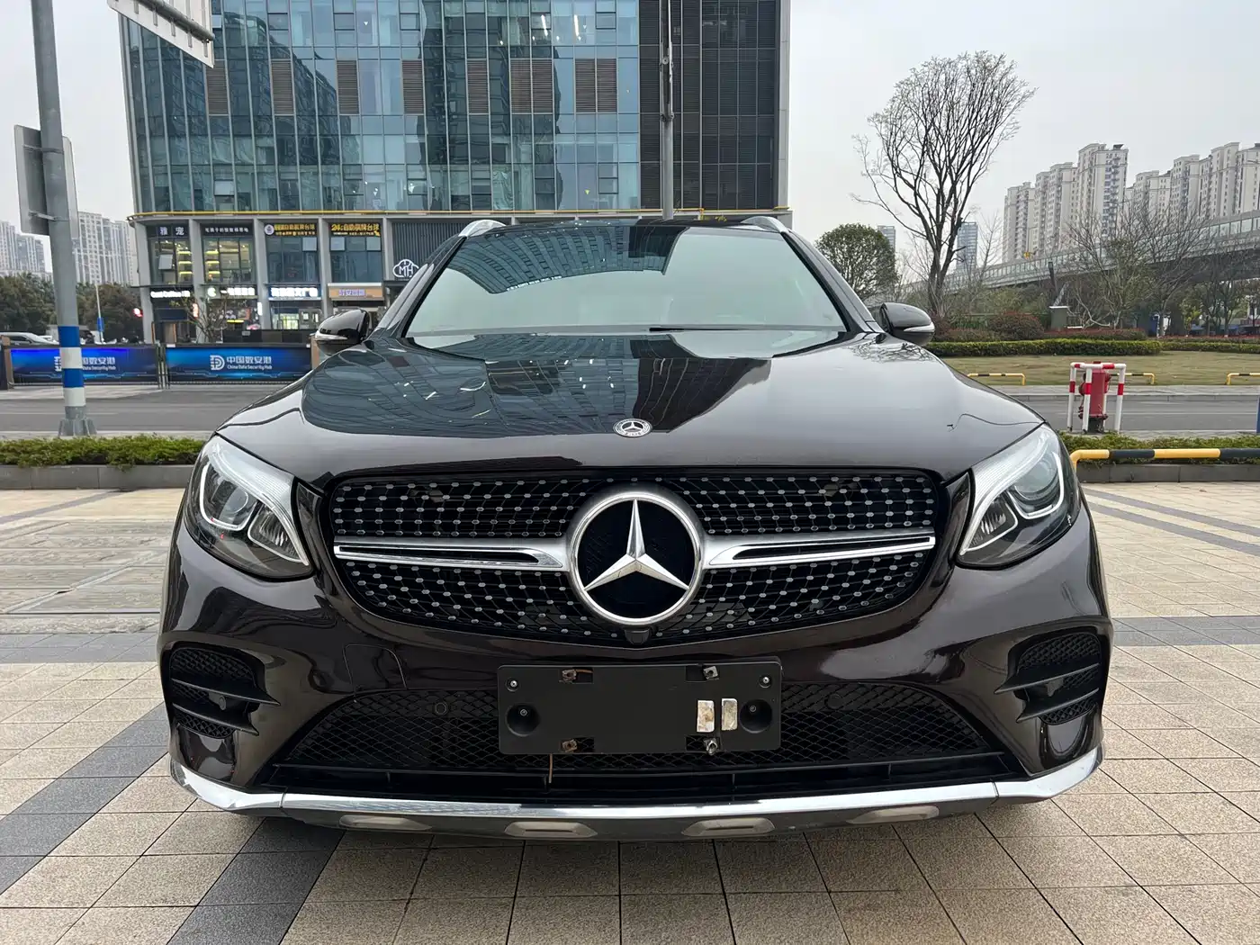 Mercedes-Benz GLC 2019 GLC 260 L 4MATIC Dynamic фото 2
