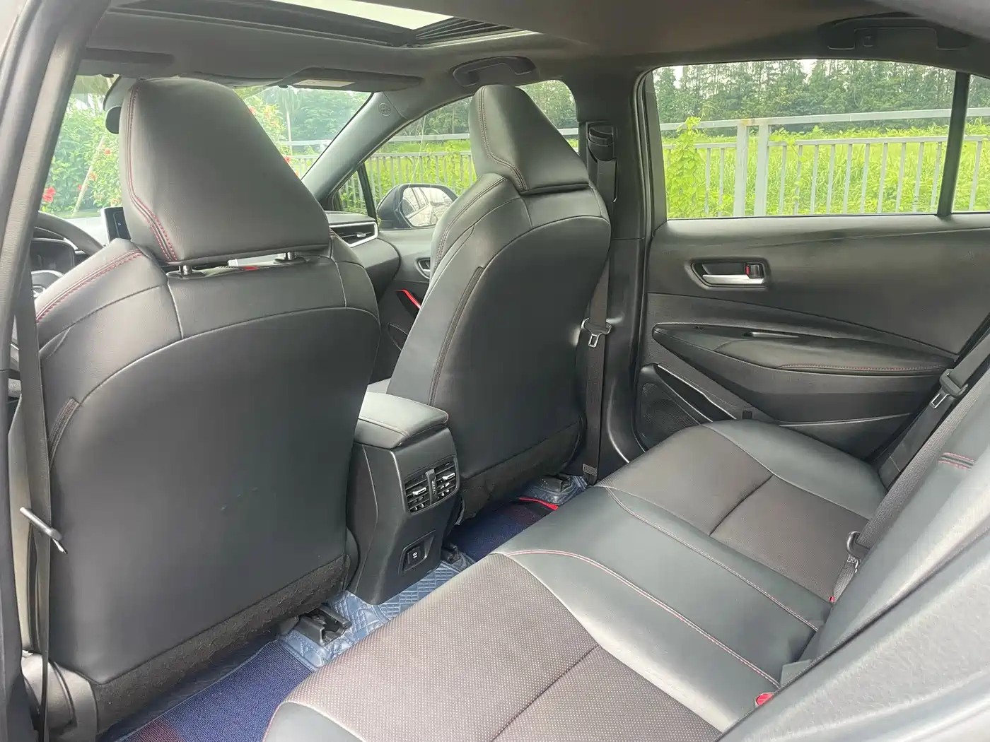 Toyota Levin 2021 Dual Engine 1.8H E-CVT Sport фото 16