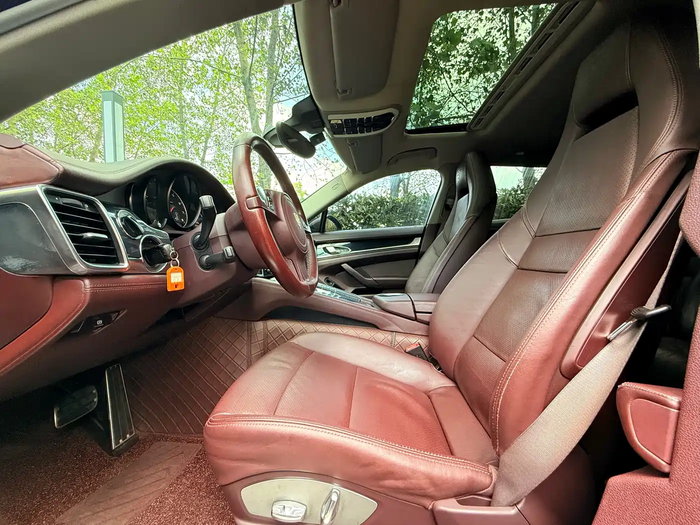 Photo 7 - Porsche Panamera