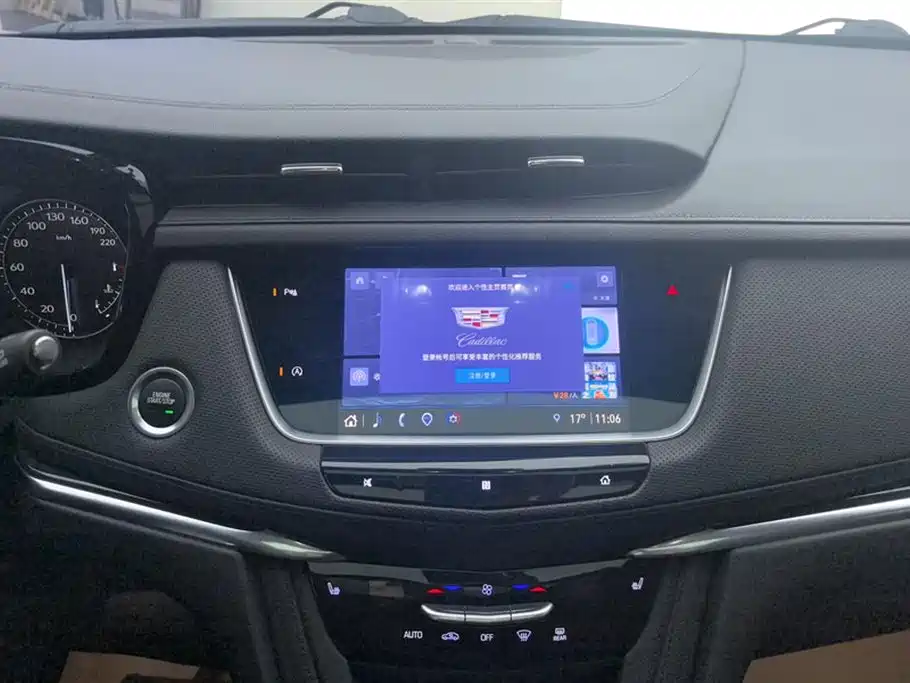 CADILLAC XT5