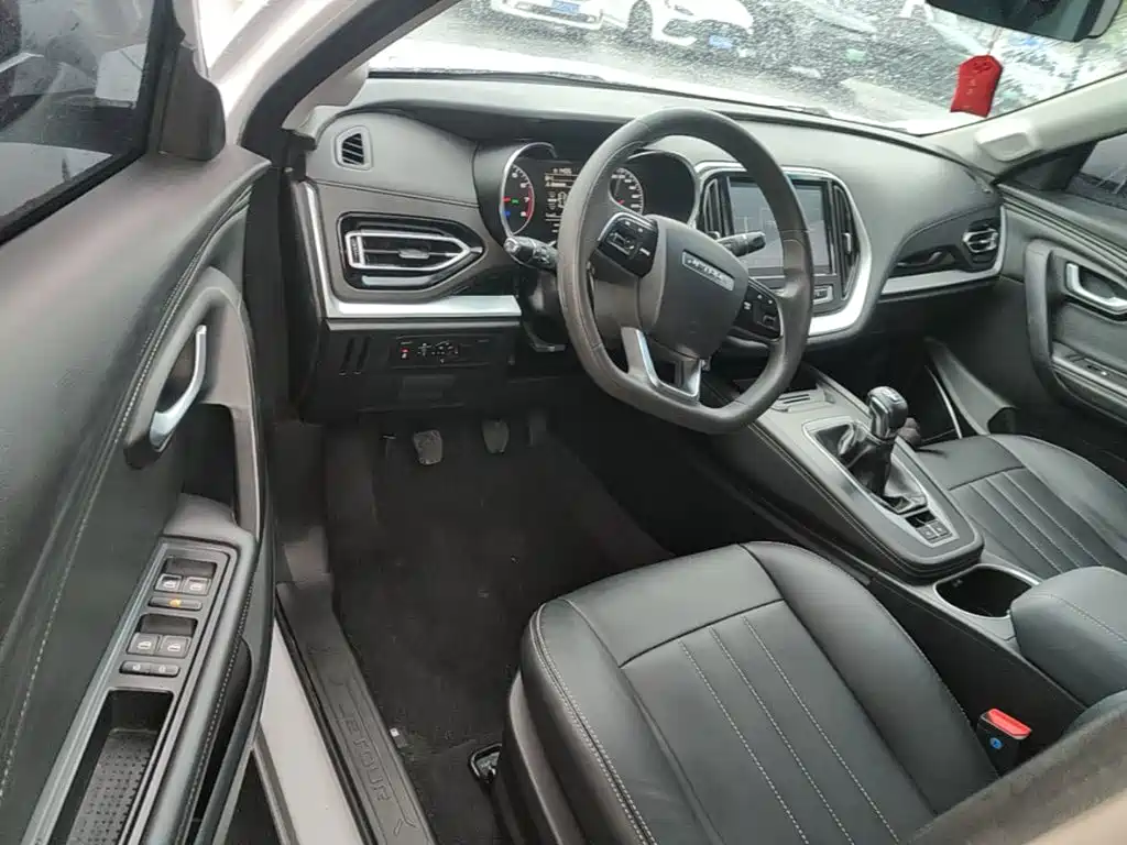 Jetour X70M 2022 2021 1.5T Manual Urban Partner 7-seater