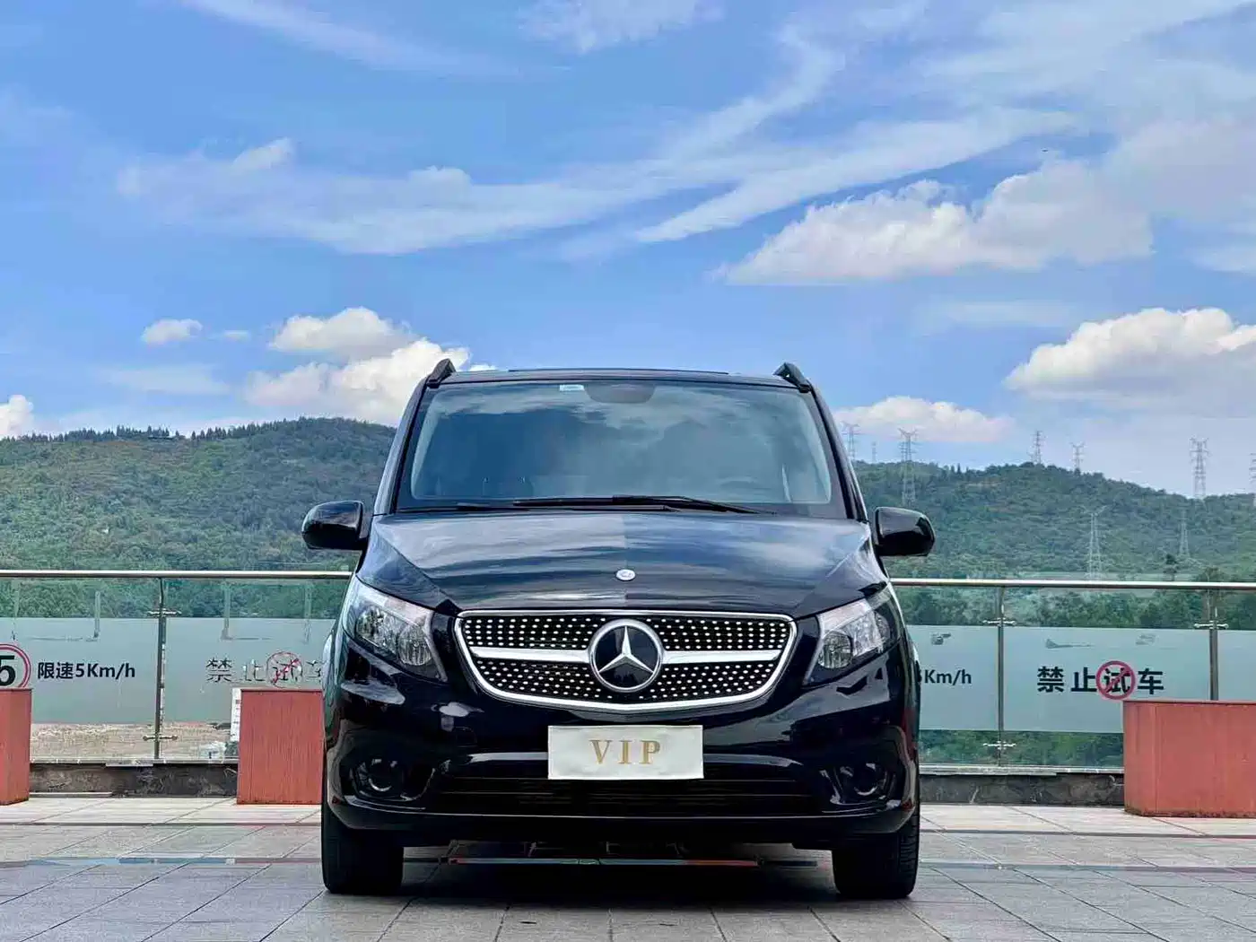 Mercedes-Benz Vito 2023 2.0T Elite 9-Seater фото 2