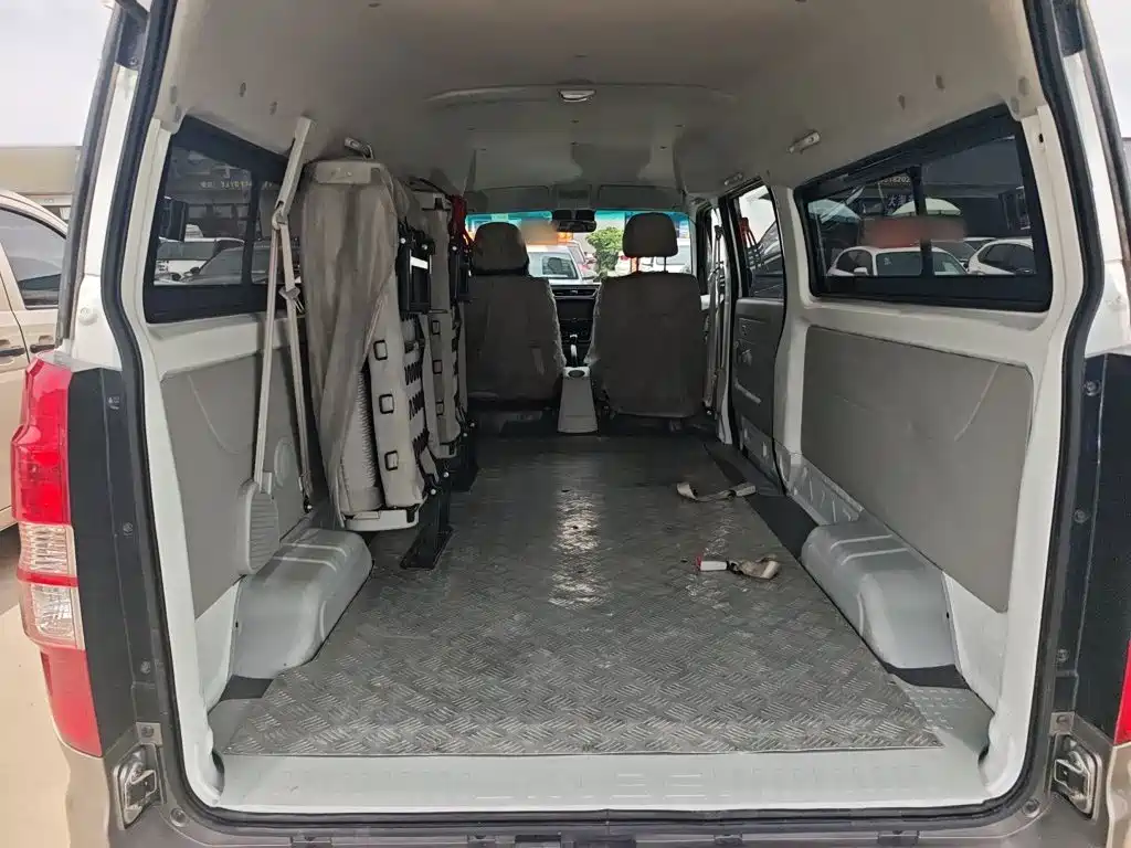 Jinbei New Hiace X30L 2023 2022 1.5L Fortune Bus without AC China VI SWC15M