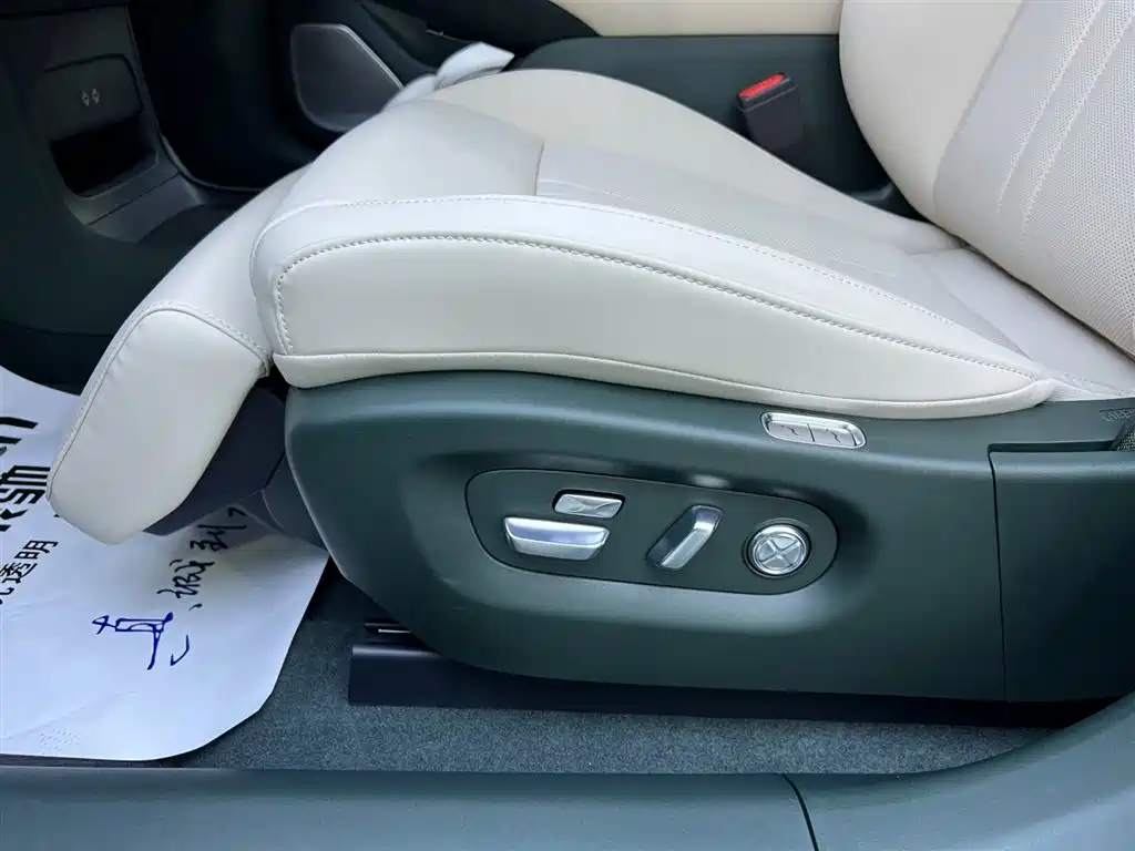 XIAOMI CAR XIAOMI YU7