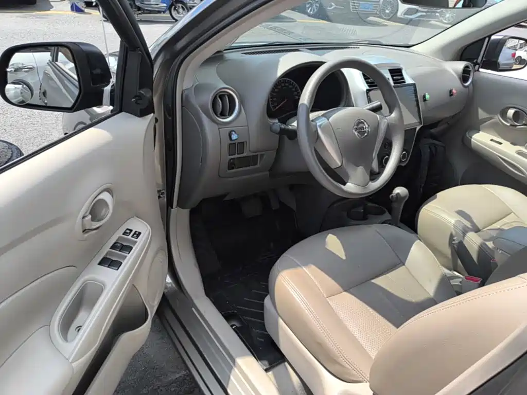 Nissan Sunny 2018 2015 1.5XE CVT Comfort