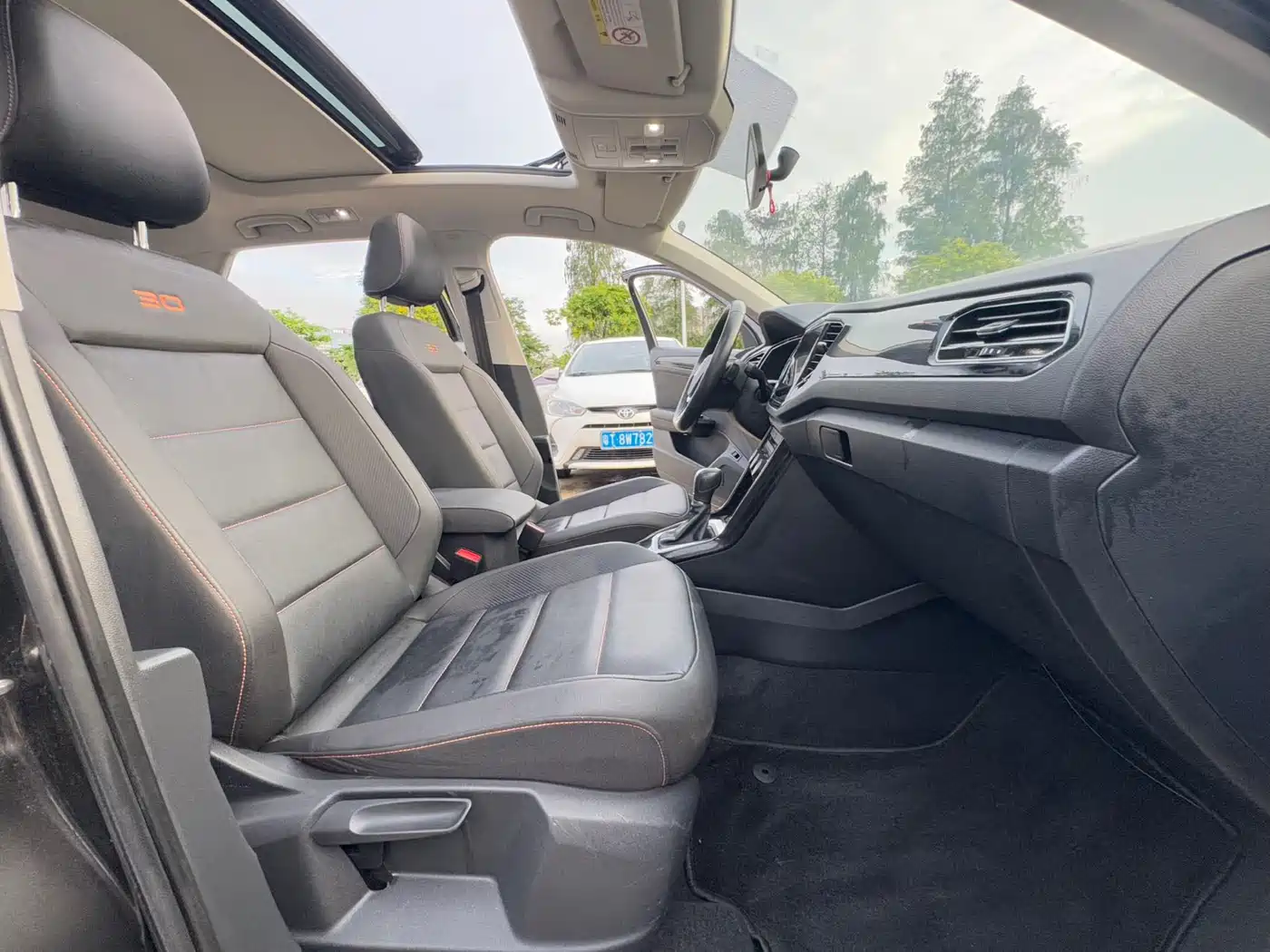 Volkswagen T-ROC 2022 280TSI DSG 2WD Comfort PLUS фото 10