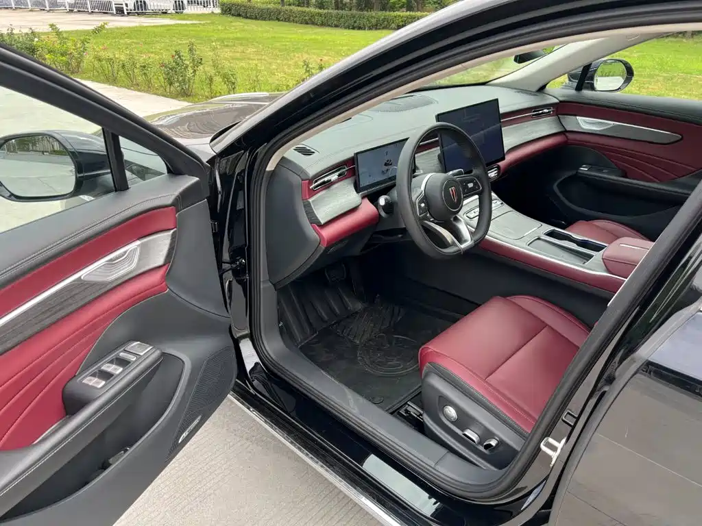 Фото 5 - Hongqi H5