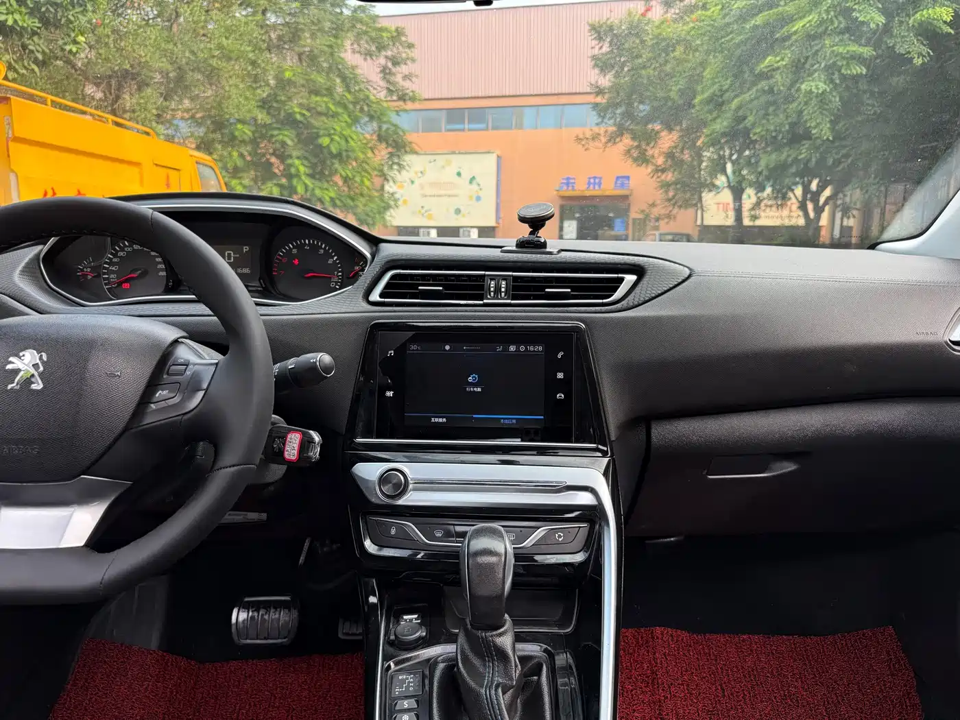 Peugeot 308 2018 2018 1.6L Auto Luxury Edition
