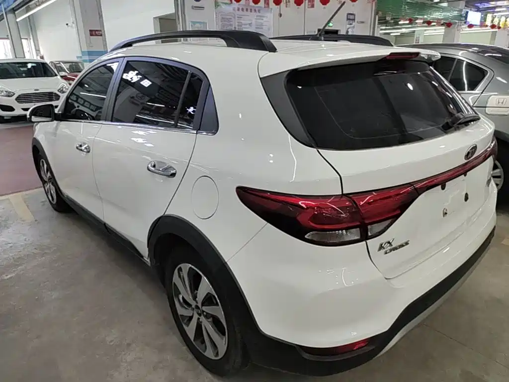 Kia KX CROSS 2018 2017 1.4L AT GLS