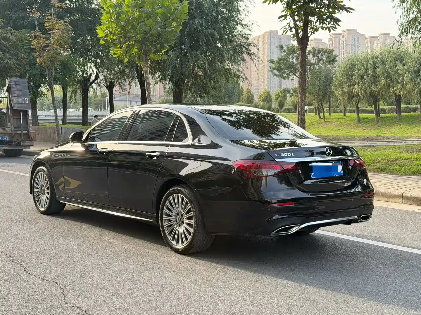 Photo 7 - Mercedes-Benz E-Class