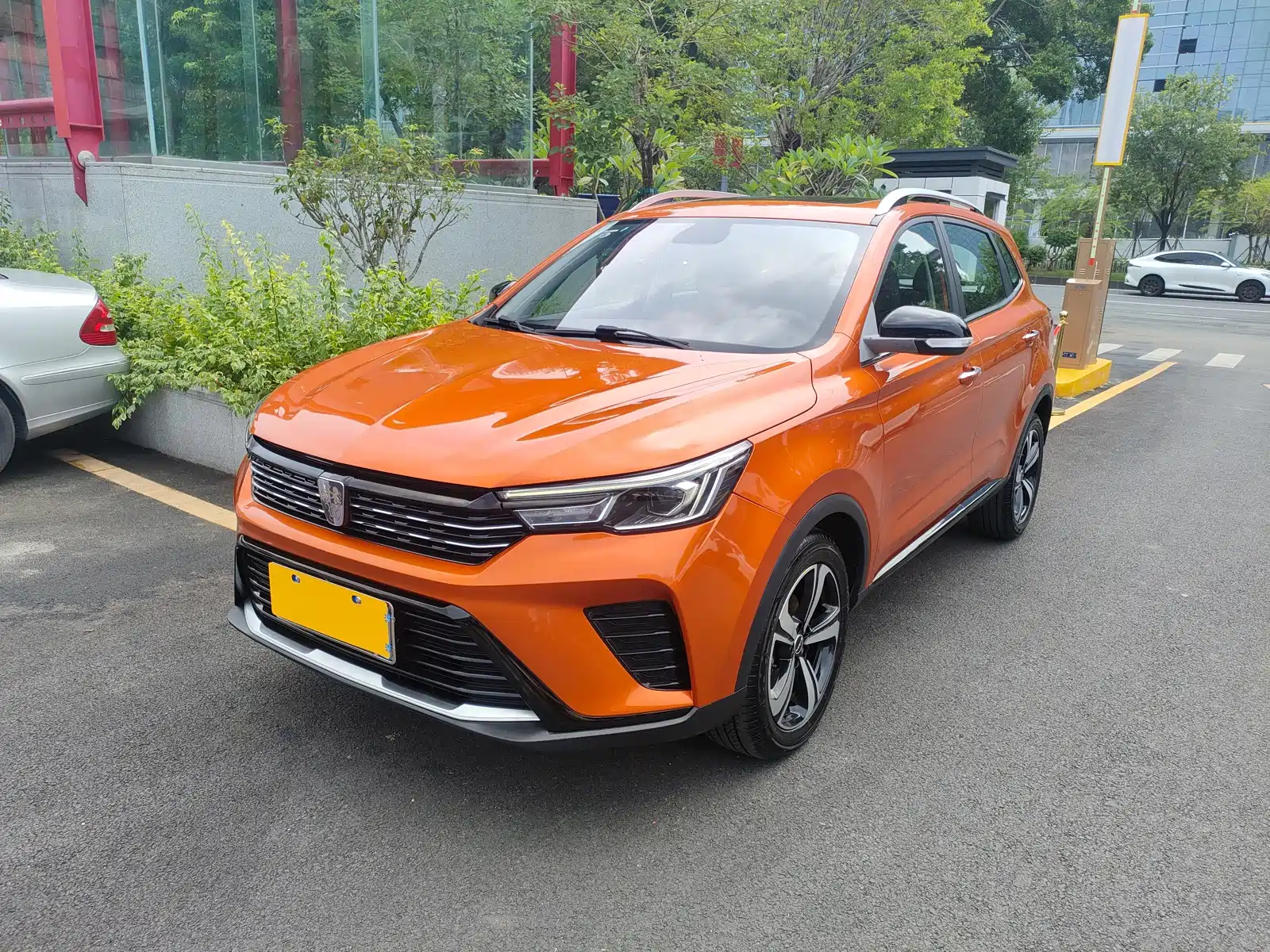 Фото 1 - Roewe RX3