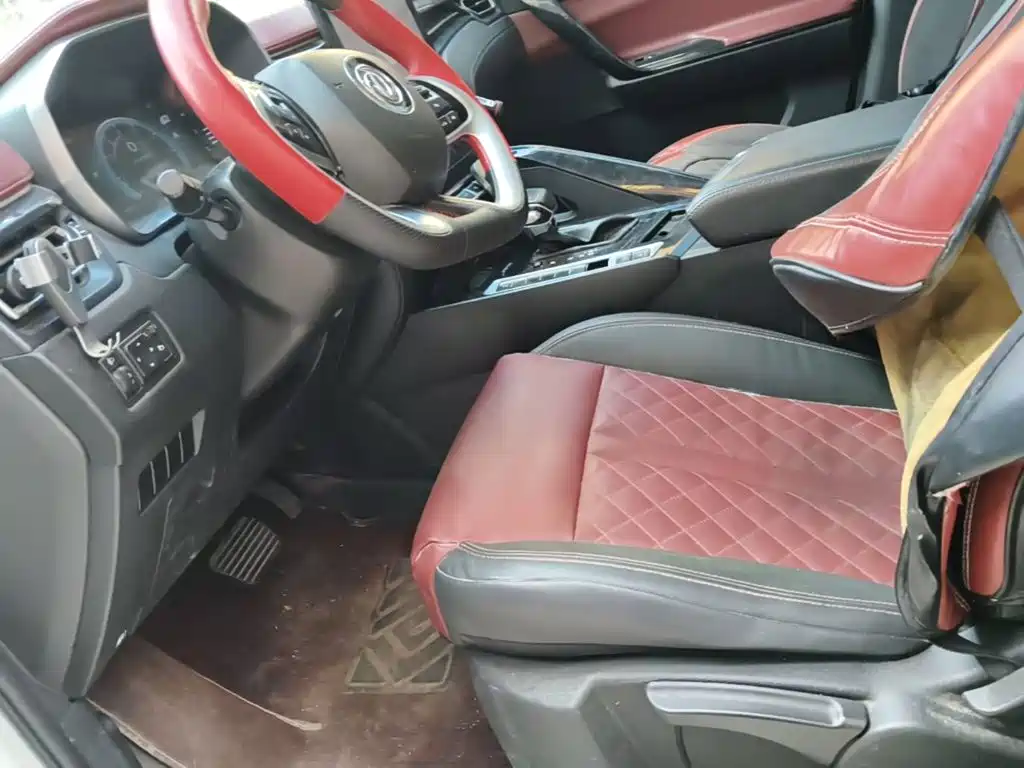 Dongfeng Fengxing Fengxing T5 2019 2018 230T CVT Smart Enjoy Type