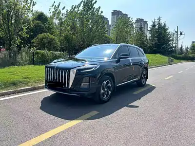 Hongqi HS3