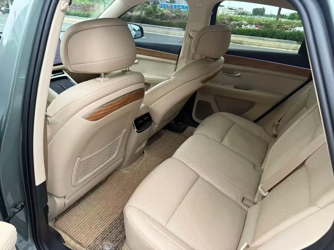 AITO Wenjie AITO M5 2024 Pure Electric Max RWD Advanced Smart Driving Edition фото 5